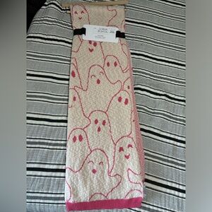 NWT! Goblin and Ghoul pink ghost blanket